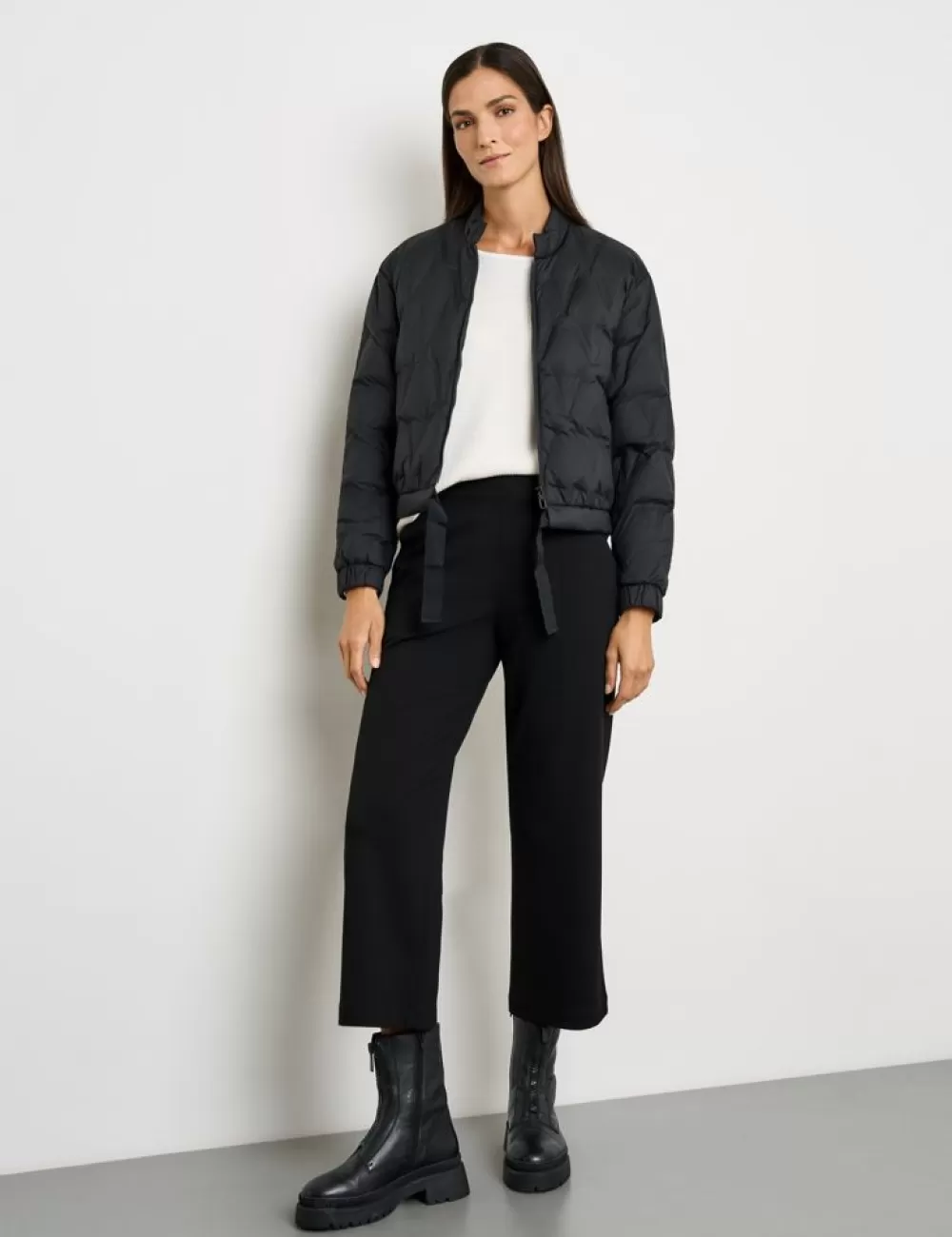 GERRY WEBER Botki Z Gladkiej Skory Z Zapieciem Na Zamek Blyskawiczny Na Przodzie Outlet