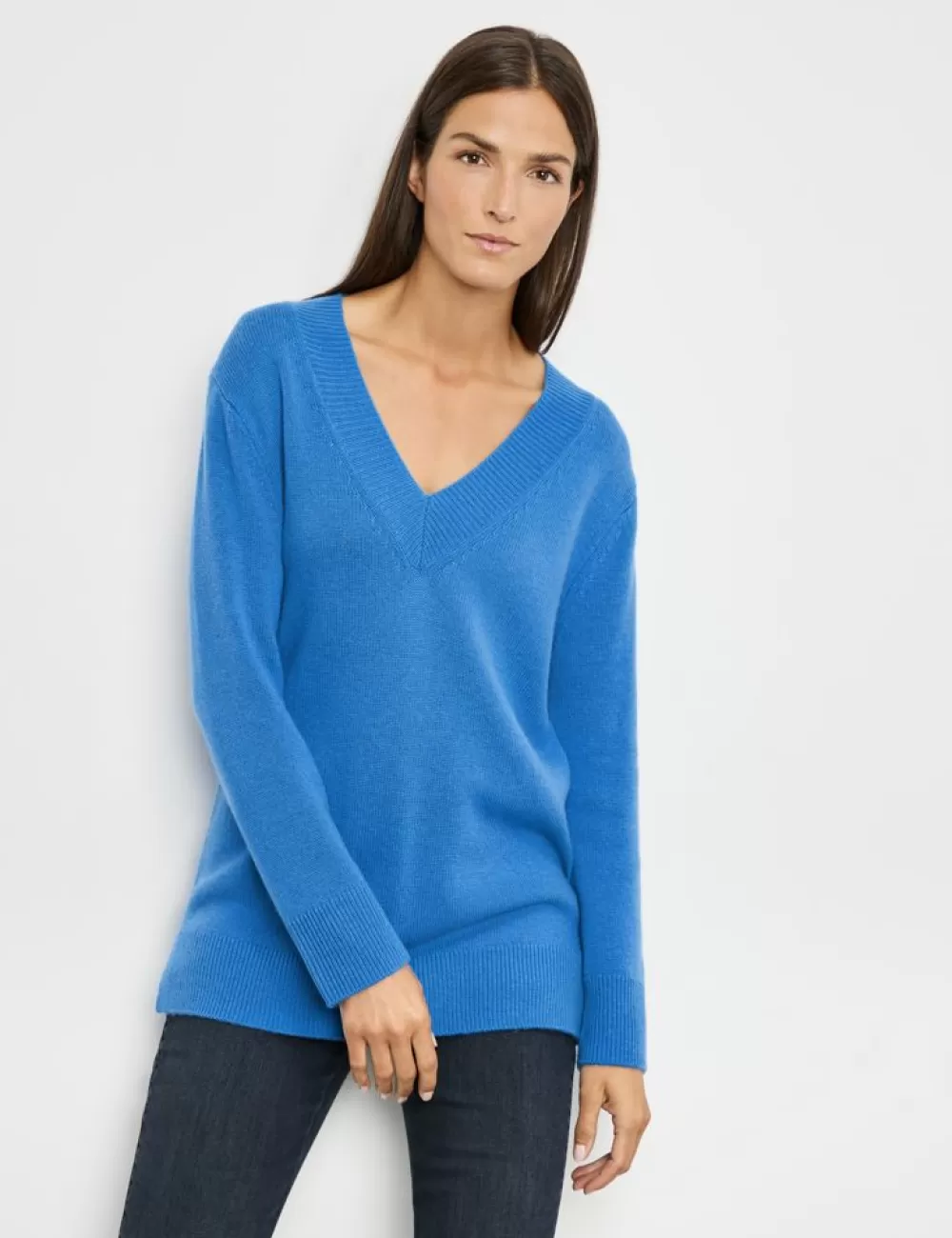 GERRY WEBER Dlugi Sweter Z Glebokim Wycieciem W Serek I Domieszka Kaszmiru Fashion