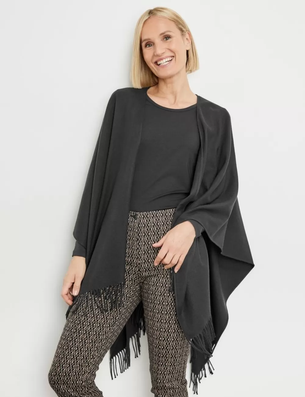 GERRY WEBER Peleryna Z Fredzlami Clearance