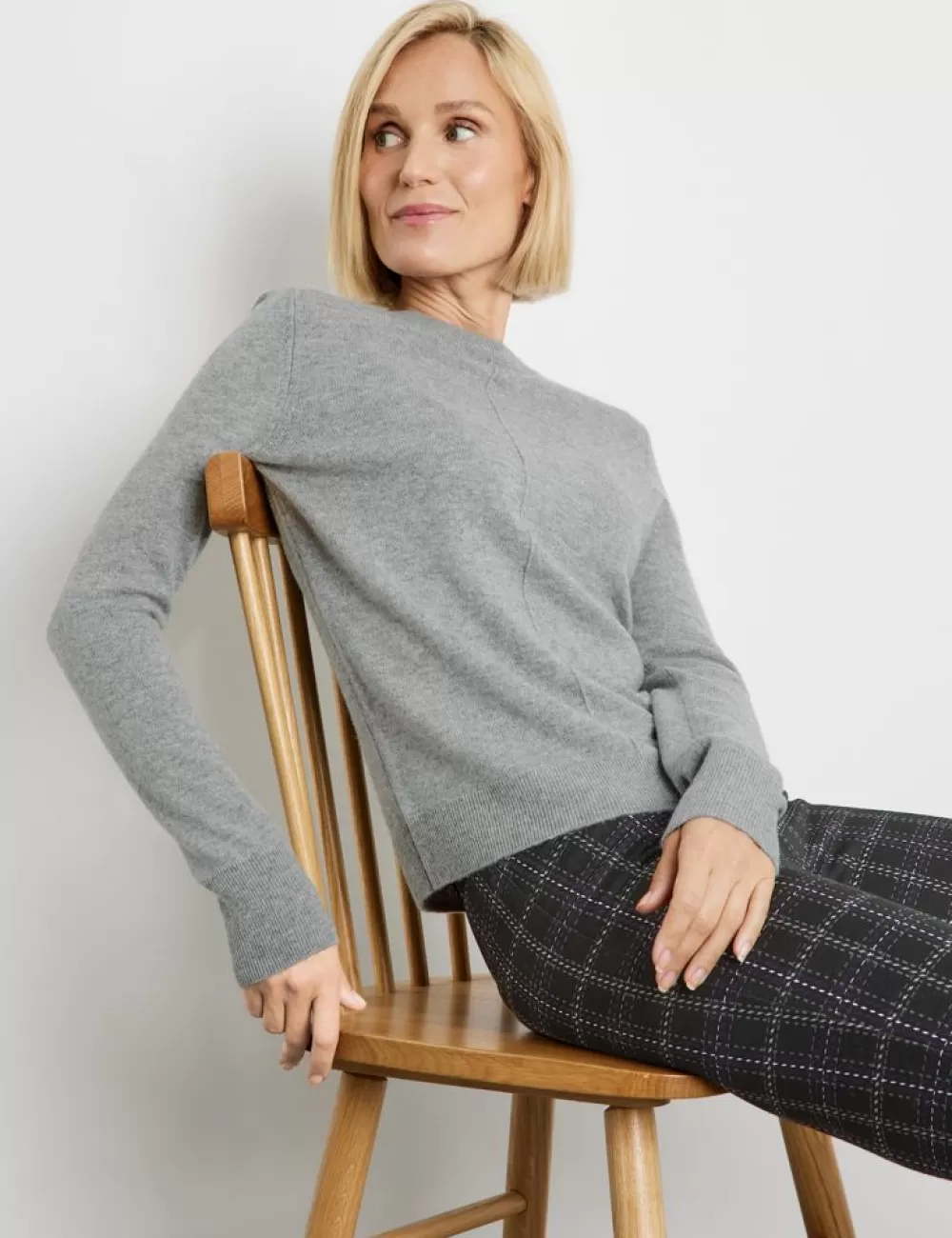 GERRY WEBER Sweter Z Dlugim Rekawem Z Pionowa Zaszewka I Domieszka Kaszmiru Best Sale